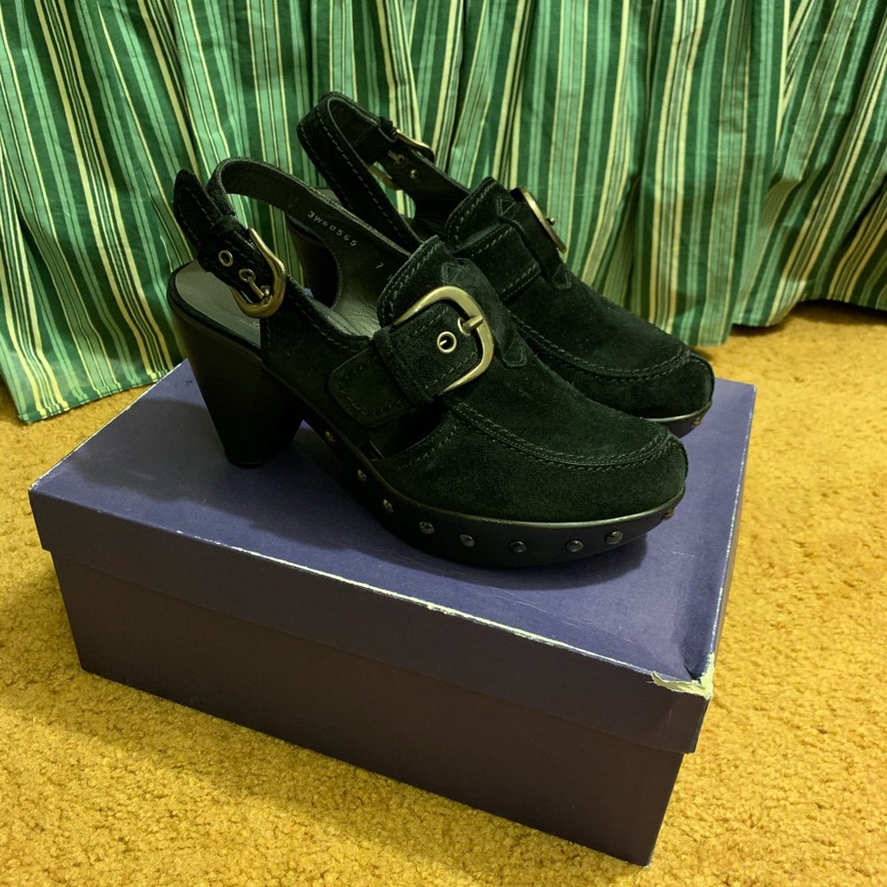 Stuart Weitzman Tequila Black Sport Suede Size 7